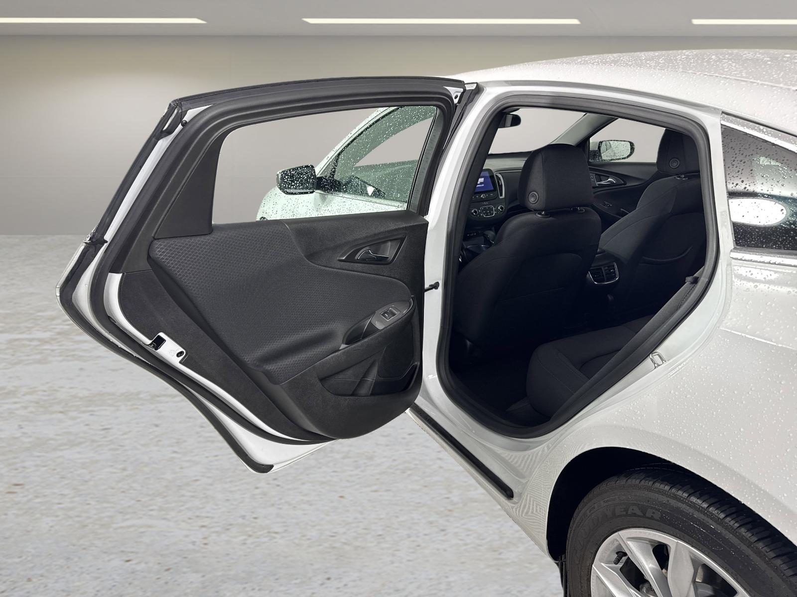 2023 Chevrolet Malibu Vehicle Photo in GEORGETOWN, TX 78626-7508