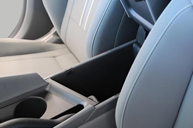 2022 Hyundai ELANTRA Vehicle Photo in Green Bay, WI 54304