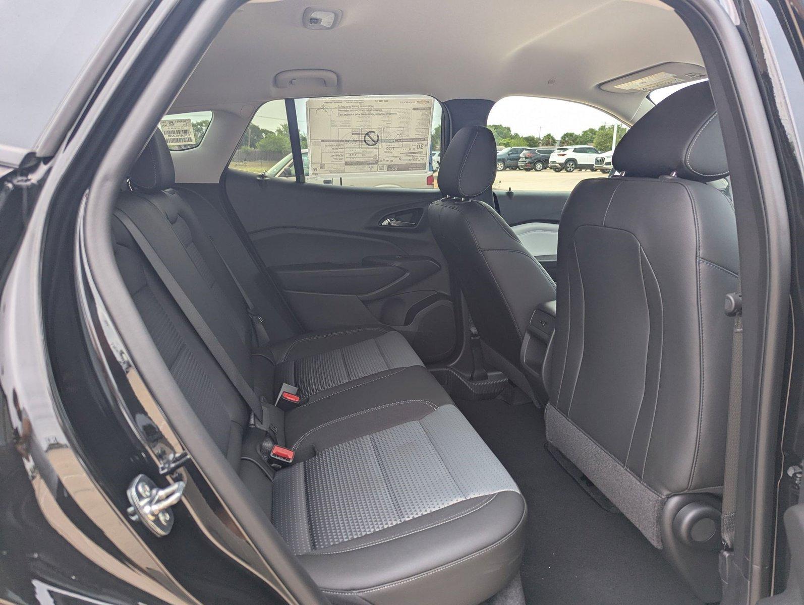2025 Chevrolet Trax Vehicle Photo in CORPUS CHRISTI, TX 78412-4902