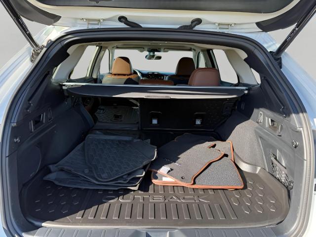 2022 Subaru Outback Vehicle Photo in Oshkosh, WI 54904