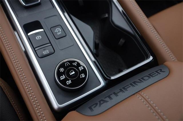 2025 Nissan Pathfinder Vehicle Photo in Hazelwood, MO 63042