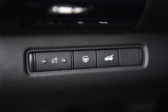 2025 Nissan Pathfinder Vehicle Photo in Ballwin, MO 63011