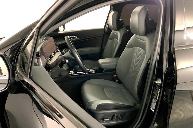2023 Kia Sportage Vehicle Photo in Lees Summit, MO 64086
