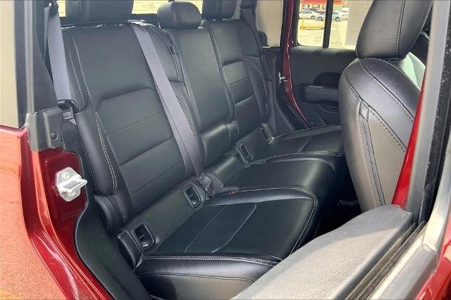 2021 Jeep Gladiator Vehicle Photo in Kansas City, MO 64114