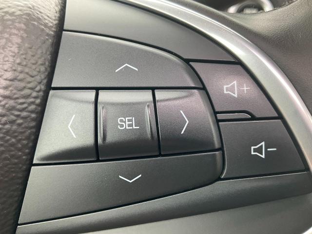 2017 Cadillac XT5 Vehicle Photo in Kaukauna, WI 54130