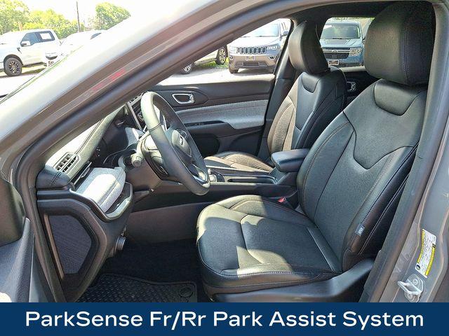 2023 Jeep Compass Vehicle Photo in DANBURY, CT 06810-5034