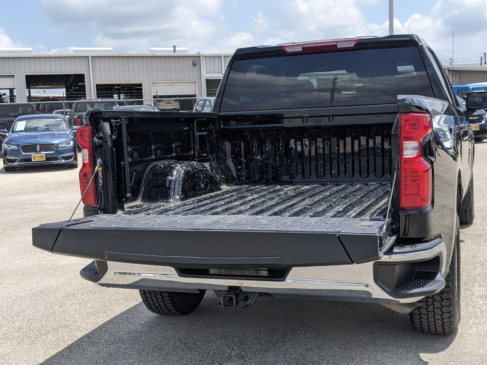 2023 Chevrolet Silverado 1500 Vehicle Photo in Seguin, TX 78155