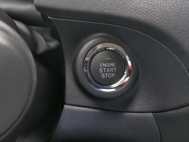 2025 Subaru Ascent Vehicle Photo in Green Bay, WI 54304