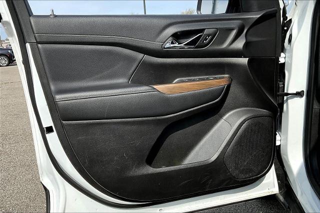 2023 GMC Acadia Vehicle Photo in Tulsa, OK 74145