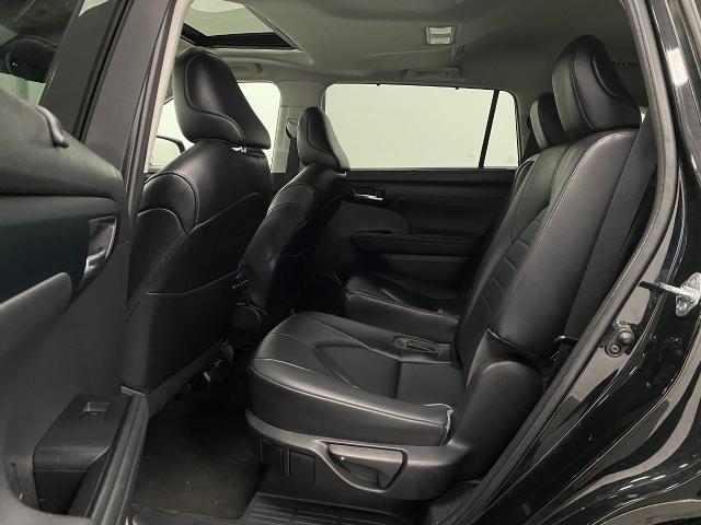 2023 Toyota Highlander Vehicle Photo in Appleton, WI 54913