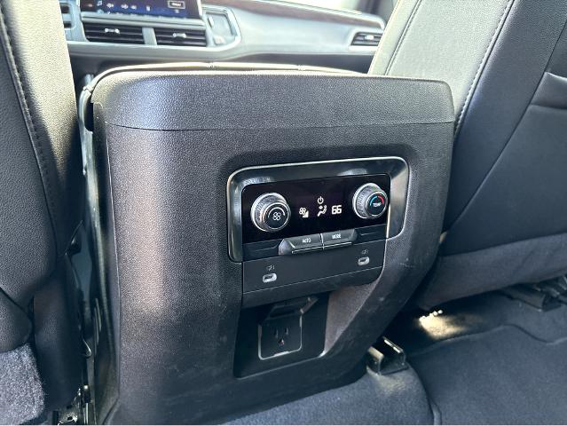 2024 Chevrolet Suburban Vehicle Photo in BEAUFORT, SC 29906-4218