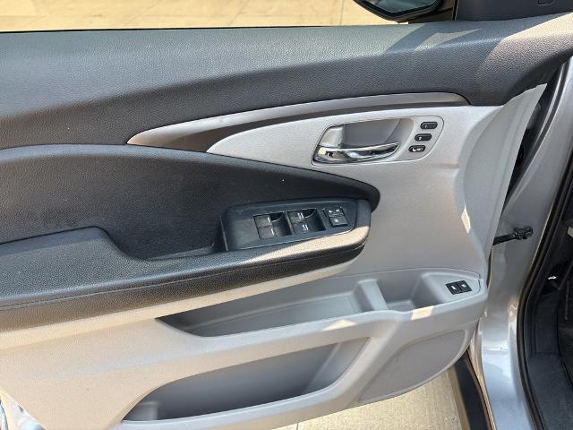 2022 Honda Pilot Vehicle Photo in Peoria, IL 61615