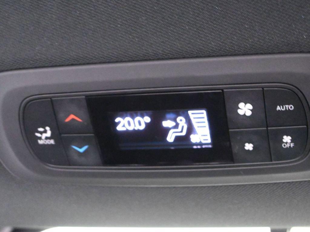 2021 Chrysler Pacifica Vehicle Photo in Cedar Rapids, IA 52402