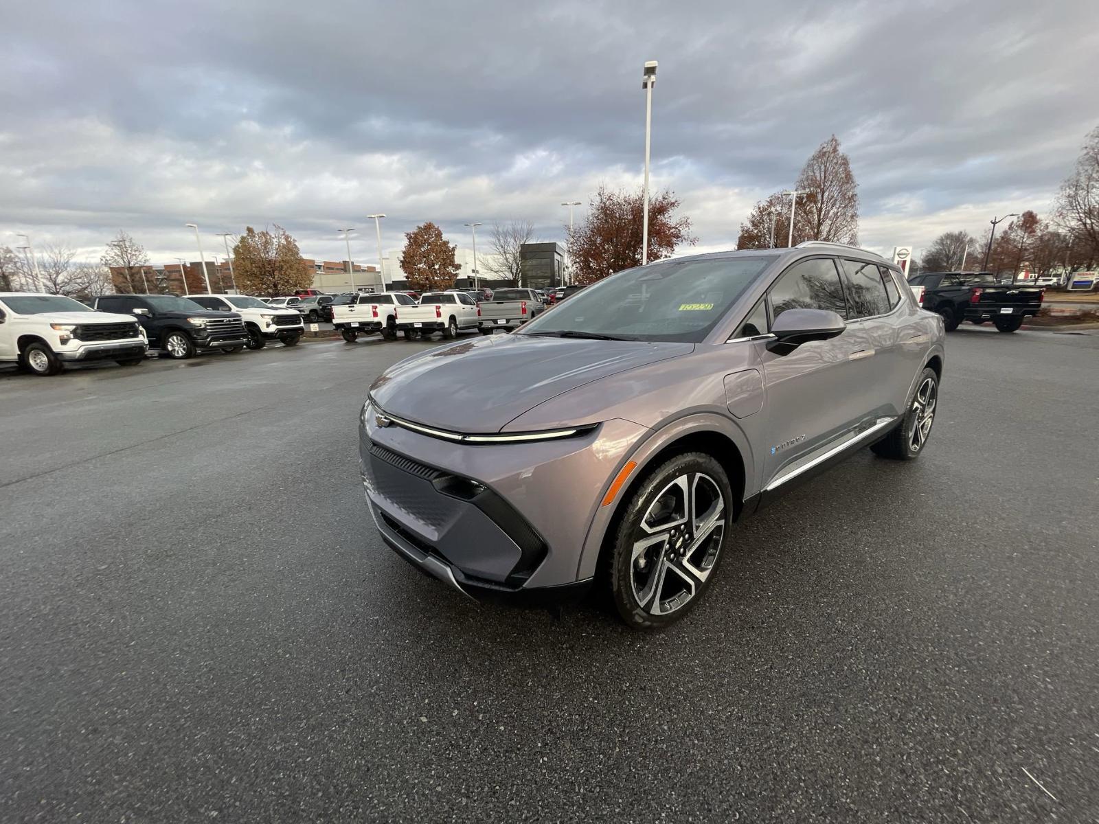 2025 Chevrolet Equinox EV Vehicle Photo in BENTONVILLE, AR 72712-4322