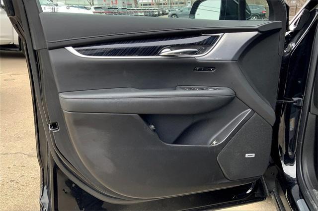 2022 Cadillac XT6 Vehicle Photo in KANSAS CITY, MO 64114-4545