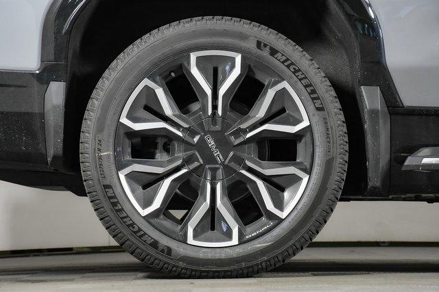2025 GMC Sierra EV Vehicle Photo in PUYALLUP, WA 98371-4149