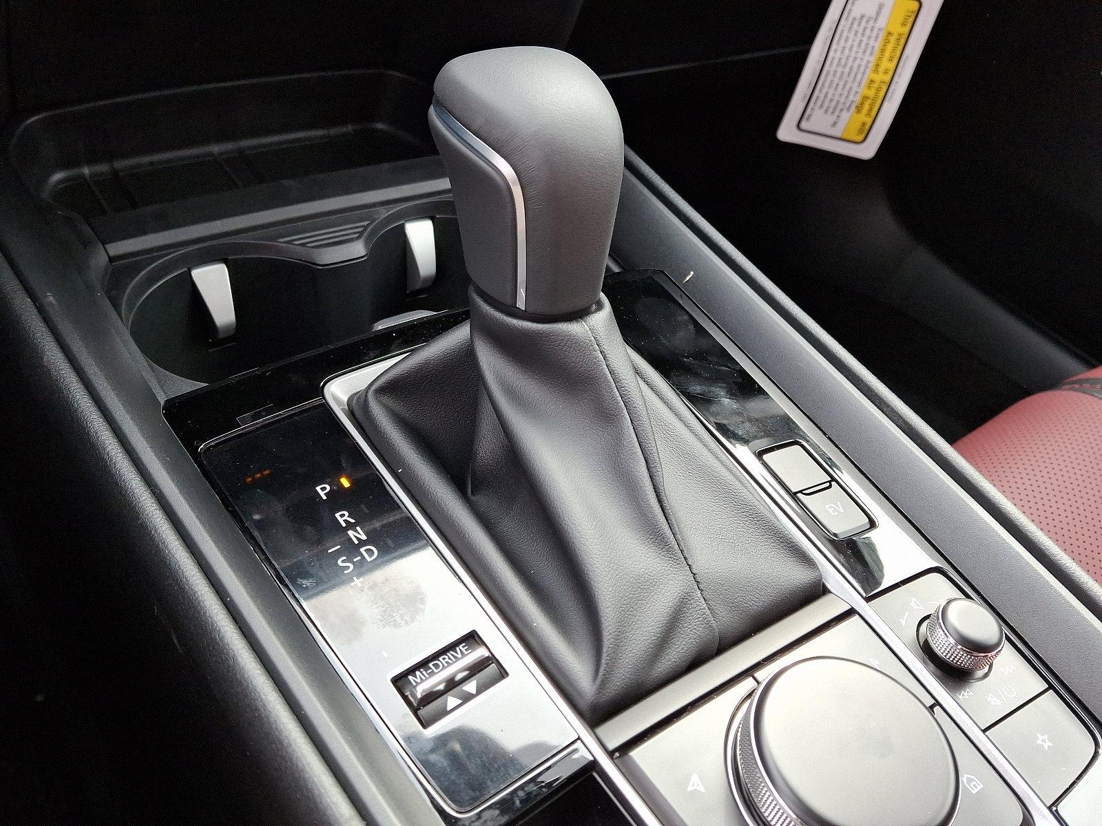 2025 Mazda CX-50 Hybrid Vehicle Photo in Trevose, PA 19053