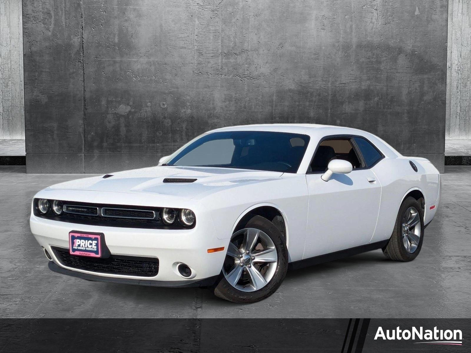 2019 Dodge Challenger Vehicle Photo in VALENCIA, CA 91355-1705