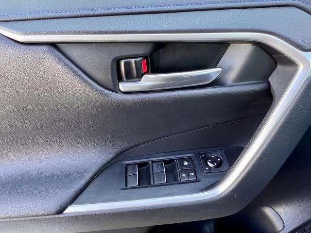 2019 Toyota RAV4 Vehicle Photo in EFFINGHAM, IL 62401-2832