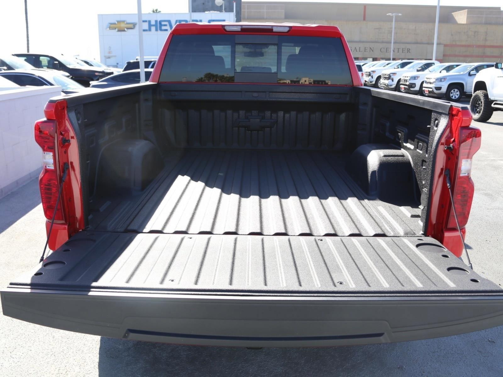 2025 Chevrolet Silverado 1500 Vehicle Photo in LOS ANGELES, CA 90007-3794