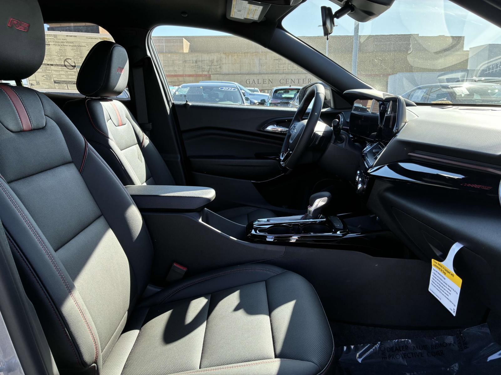 2025 Chevrolet Trax Vehicle Photo in LOS ANGELES, CA 90007-3794