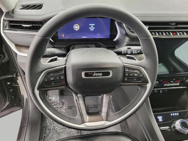2023 Jeep Grand Cherokee L Vehicle Photo in Oshkosh, WI 54901
