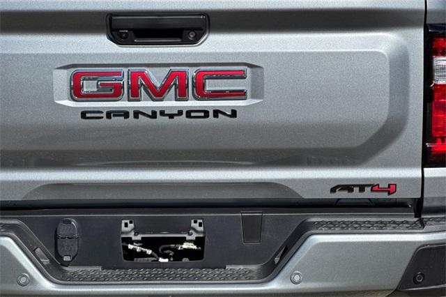 2025 GMC Canyon Vehicle Photo in ELK GROVE, CA 95757-8703