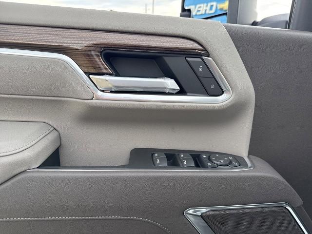 2025 Chevrolet Silverado 2500 HD Vehicle Photo in MANHATTAN, KS 66502-5036