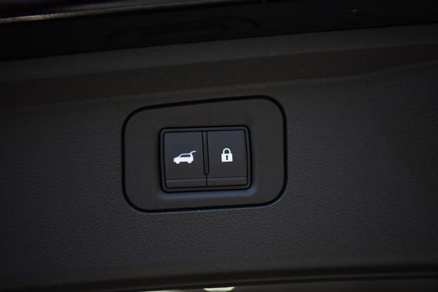 2025 Nissan Armada Vehicle Photo in Ballwin, MO 63011