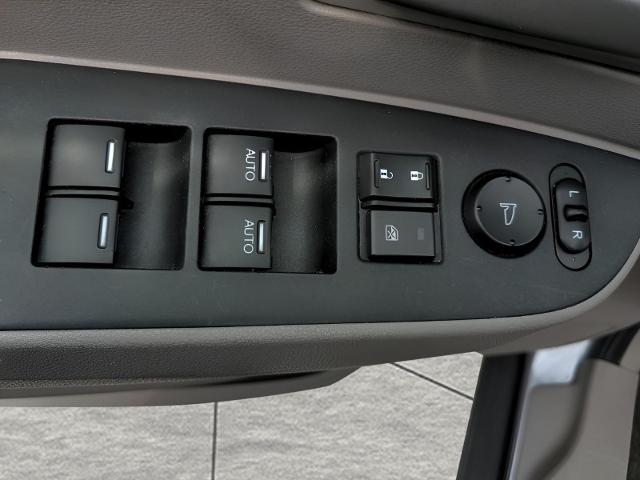 2011 Honda Odyssey Vehicle Photo in Green Bay, WI 54304