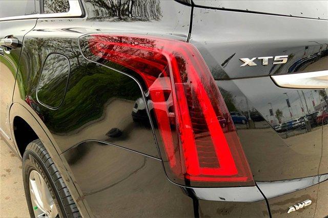 2022 Cadillac XT5 Vehicle Photo in KANSAS CITY, MO 64114-4545