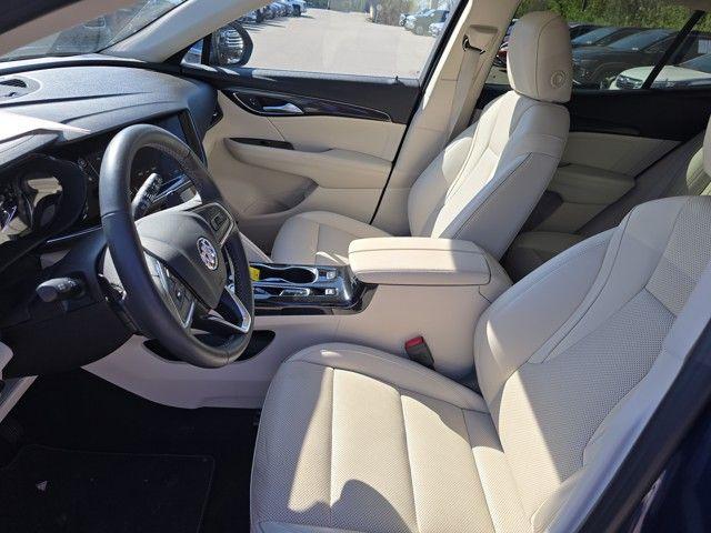 2022 Buick Envision Vehicle Photo in Pleasant Hills, PA 15236