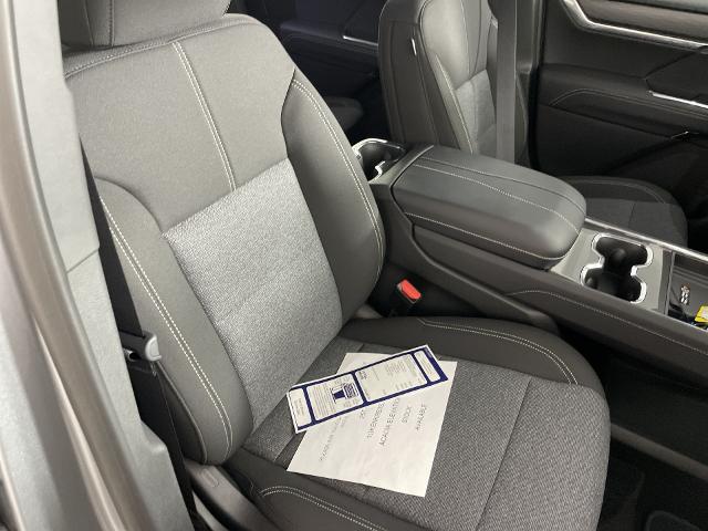 2025 GMC Acadia Vehicle Photo in GILBERT, AZ 85297-0402