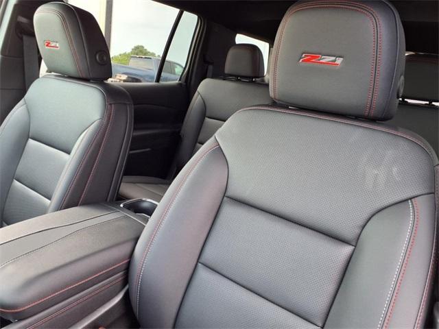 2025 Chevrolet Traverse Vehicle Photo in ELGIN, TX 78621-4245