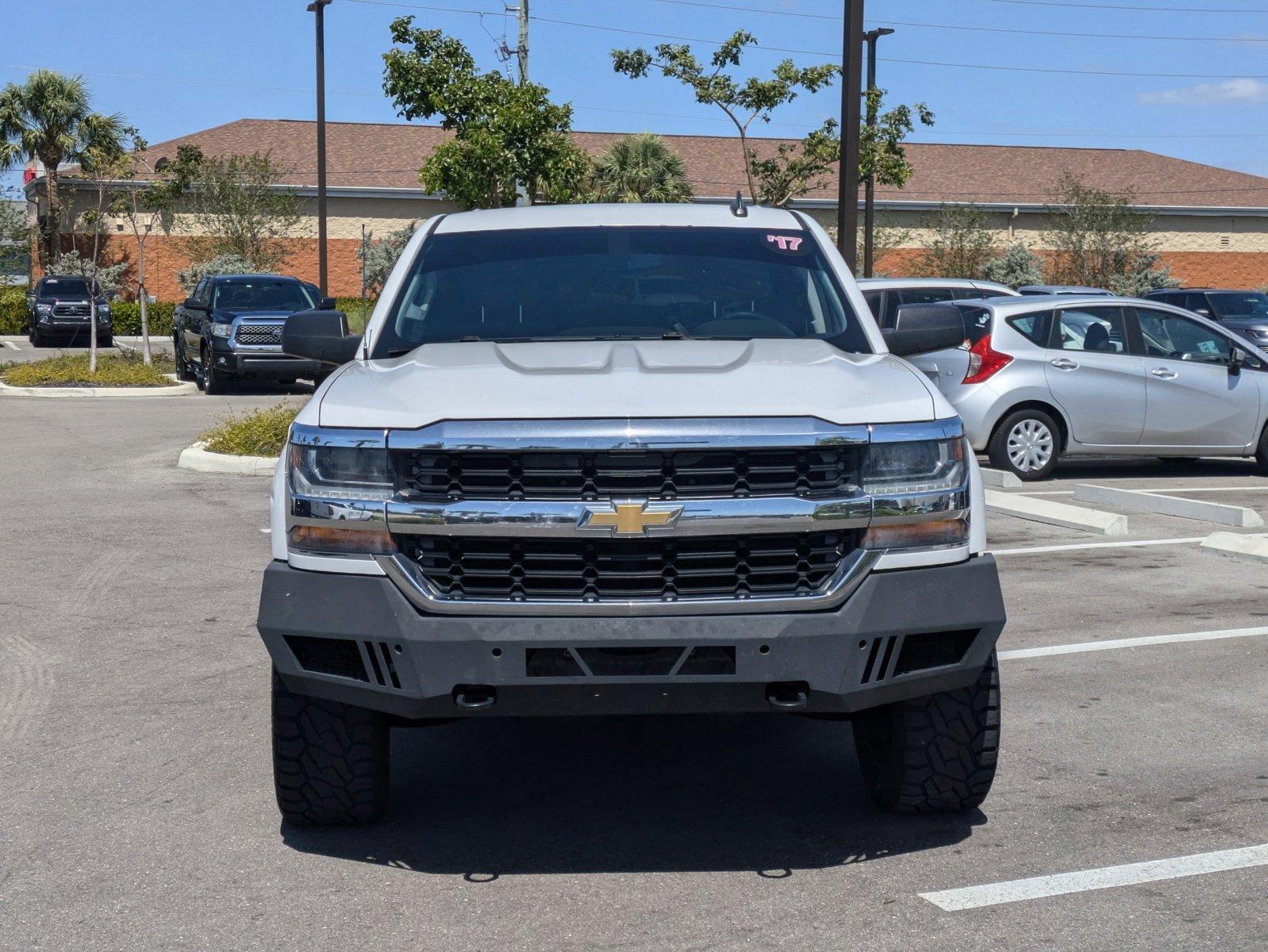 2017 Chevrolet Silverado 1500 Vehicle Photo in Jacksonville, FL 32244