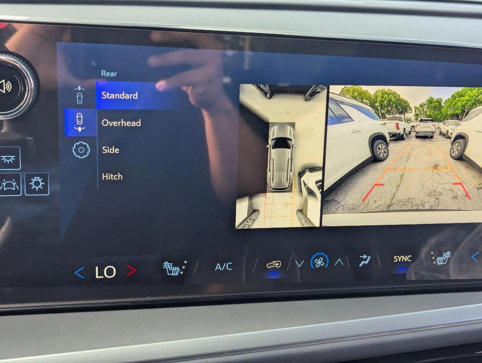 2025 Chevrolet Traverse Vehicle Photo in MIAMI, FL 33134-2699