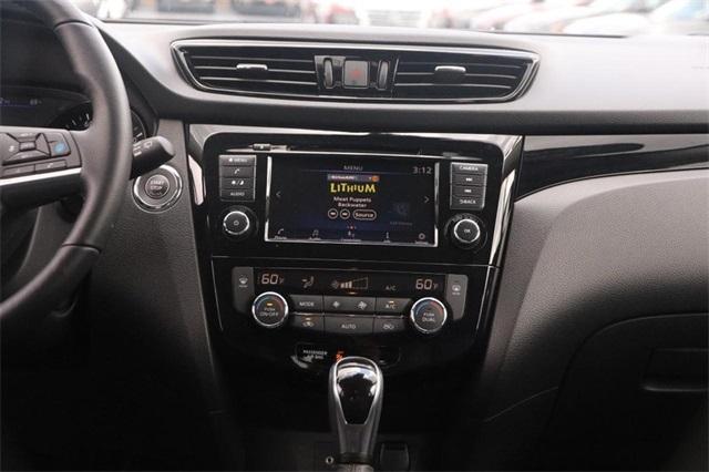 2022 Nissan Rogue Sport Vehicle Photo in Hazelwood, MO 63042