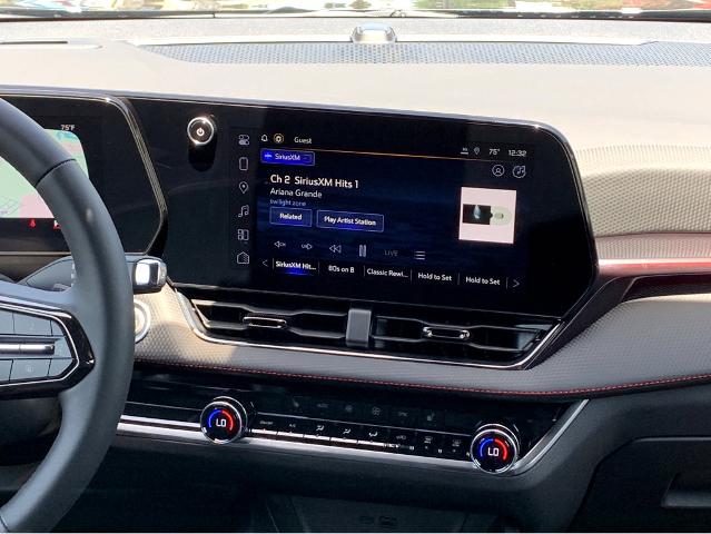 2025 Chevrolet Equinox Vehicle Photo in BEAUFORT, SC 29906-4218