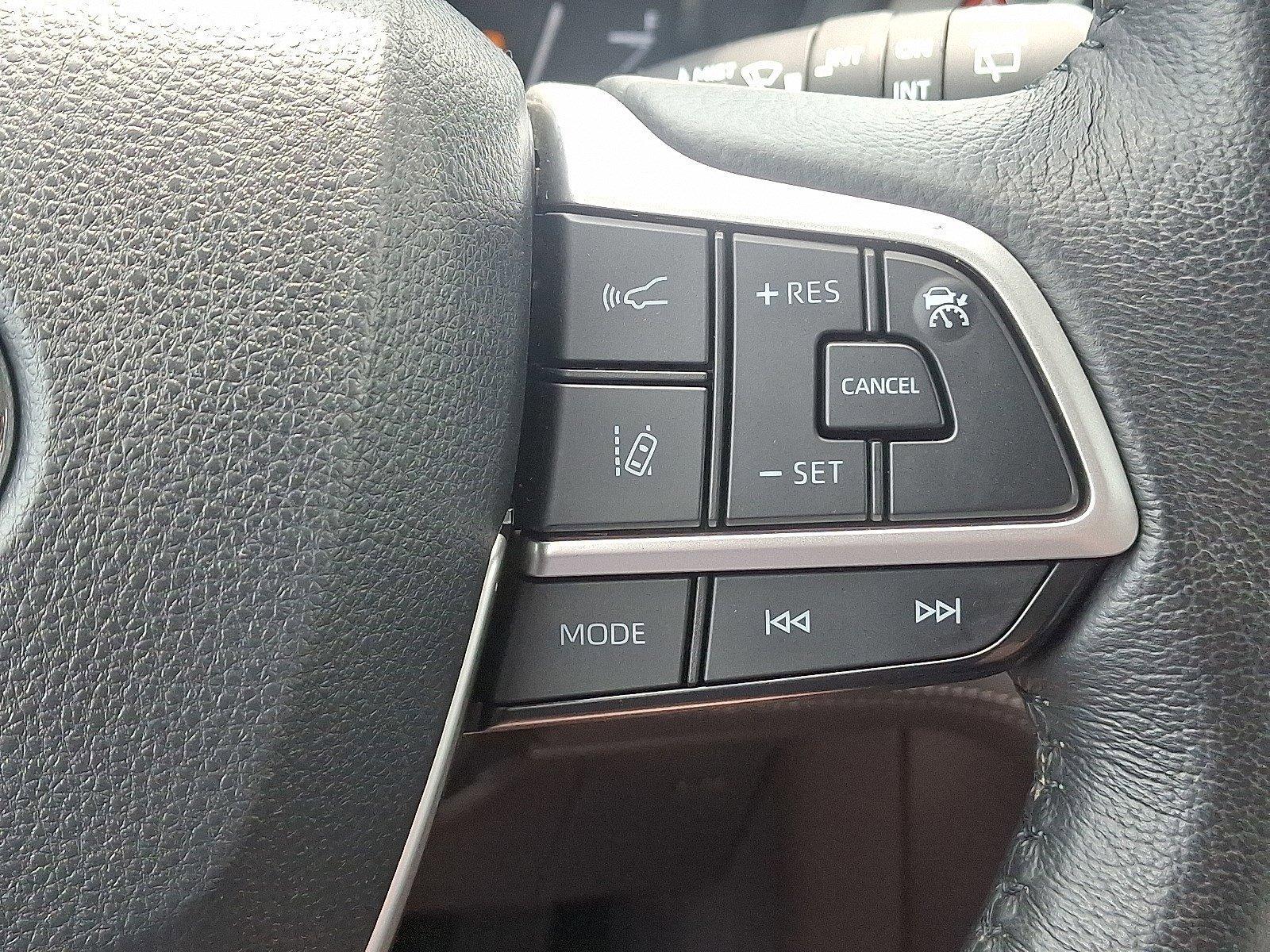 2022 Toyota Sienna Vehicle Photo in Harrisburg, PA 17111