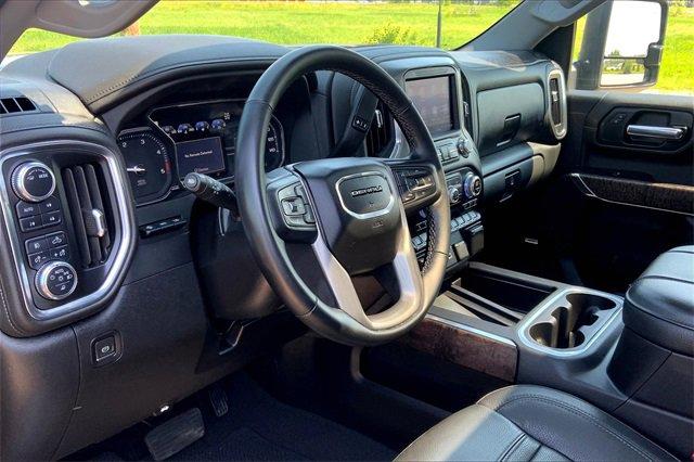 2023 GMC Sierra 2500 HD Vehicle Photo in TOPEKA, KS 66609-0000
