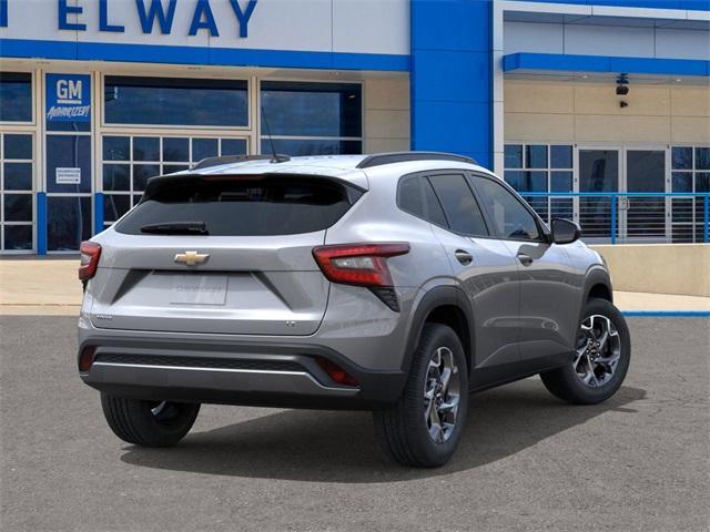 2025 Chevrolet Trax Vehicle Photo in ENGLEWOOD, CO 80113-6708