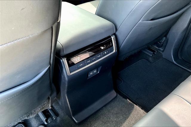 2024 Lexus GX 550 Vehicle Photo in Grapevine, TX 76051