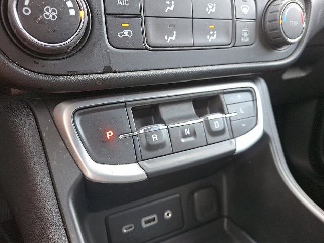 2022 GMC Terrain Vehicle Photo in TREVOSE, PA 19053-4984