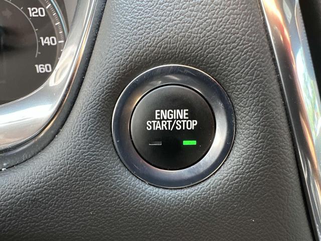 2023 Chevrolet Traverse Vehicle Photo in Roslyn, NY 11576