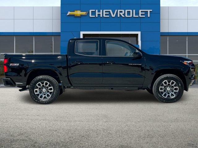 2024 Chevrolet Colorado Vehicle Photo in RIVERSIDE, CA 92504-4106