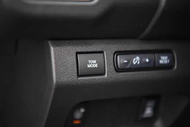 2025 Nissan Frontier Vehicle Photo in Ballwin, MO 63011