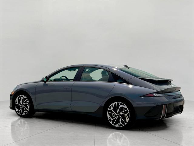 2025 Hyundai IONIQ 6 Vehicle Photo in Green Bay, WI 54304