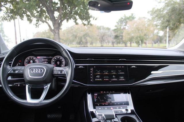 2022 Audi Q7 Vehicle Photo in HOUSTON, TX 77090