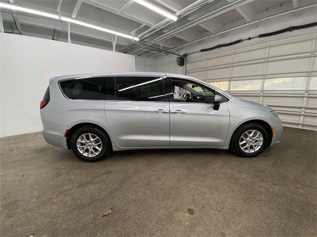 2023 Chrysler Pacifica Vehicle Photo in PORTLAND, OR 97225-3518