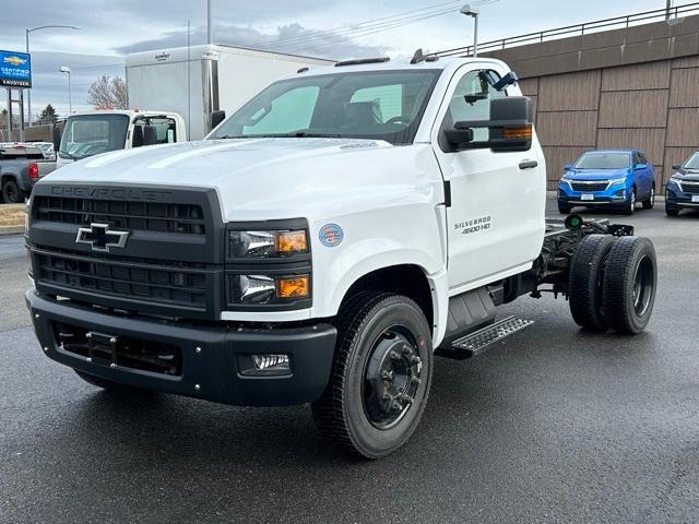 2023 Chevrolet Silverado 4500 HD Vehicle Photo in POST FALLS, ID 83854-5365